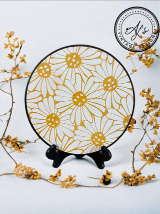 Dixie Belle ‘Crazy Daisy’ Stencil