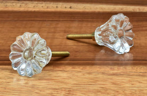 Small Glass ‘flower’ knob